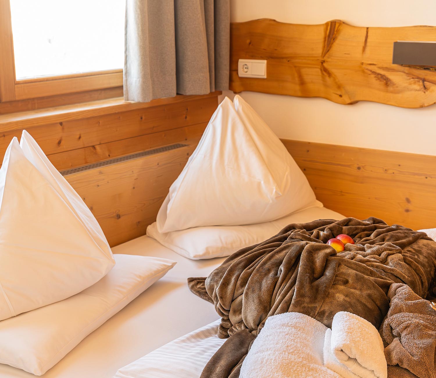 ro Rossalm Plose Brixen Alm Restaurant Dolomiten Eisacktal panorama sauna