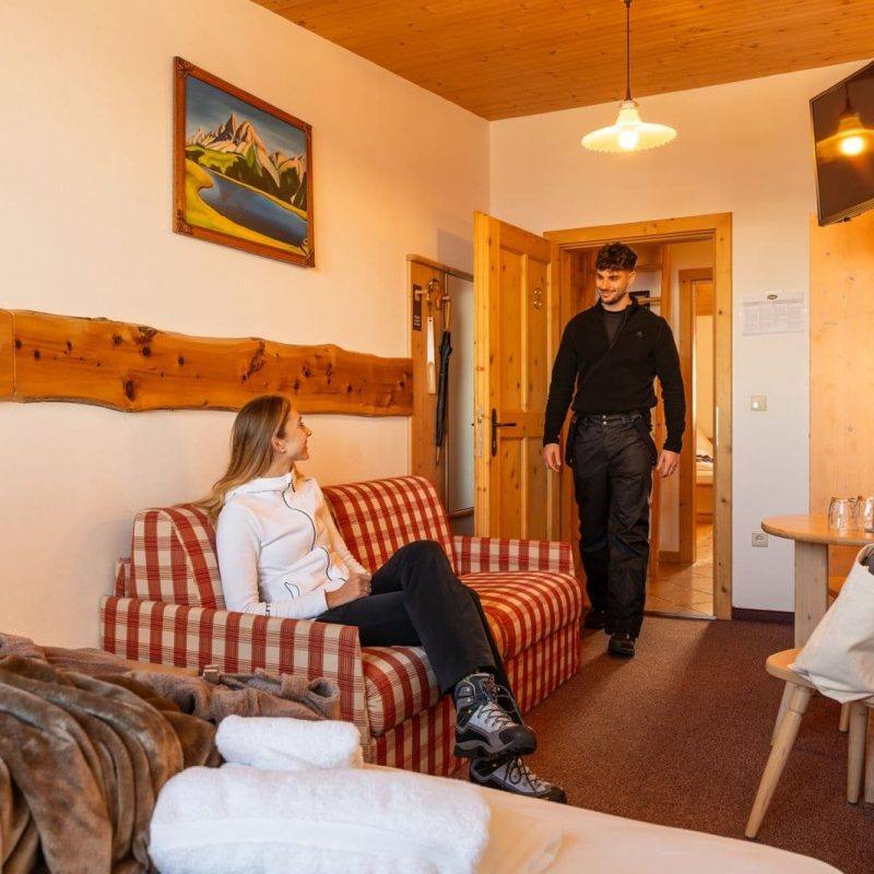 Ferien Sommer Winter Rossalm Plose Brixen Eisacktal Südtirol Dolomiten Urlaub Alm Panorama Zimmer Unterkunft (3)